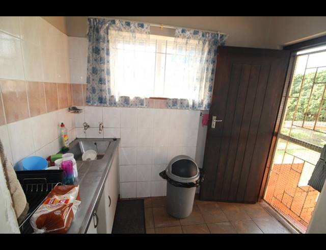 3 BEDROOM HOUSE FOR SALE IN ESCOMBE